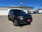 2021 Grand Cherokee Thumbnail 2