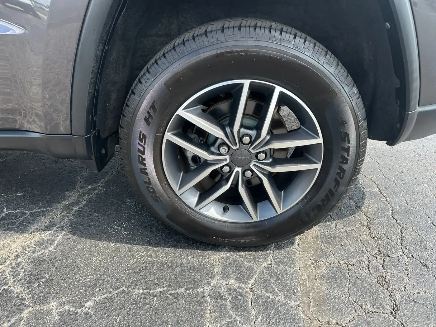 2021 Jeep Cherokee - $17,994