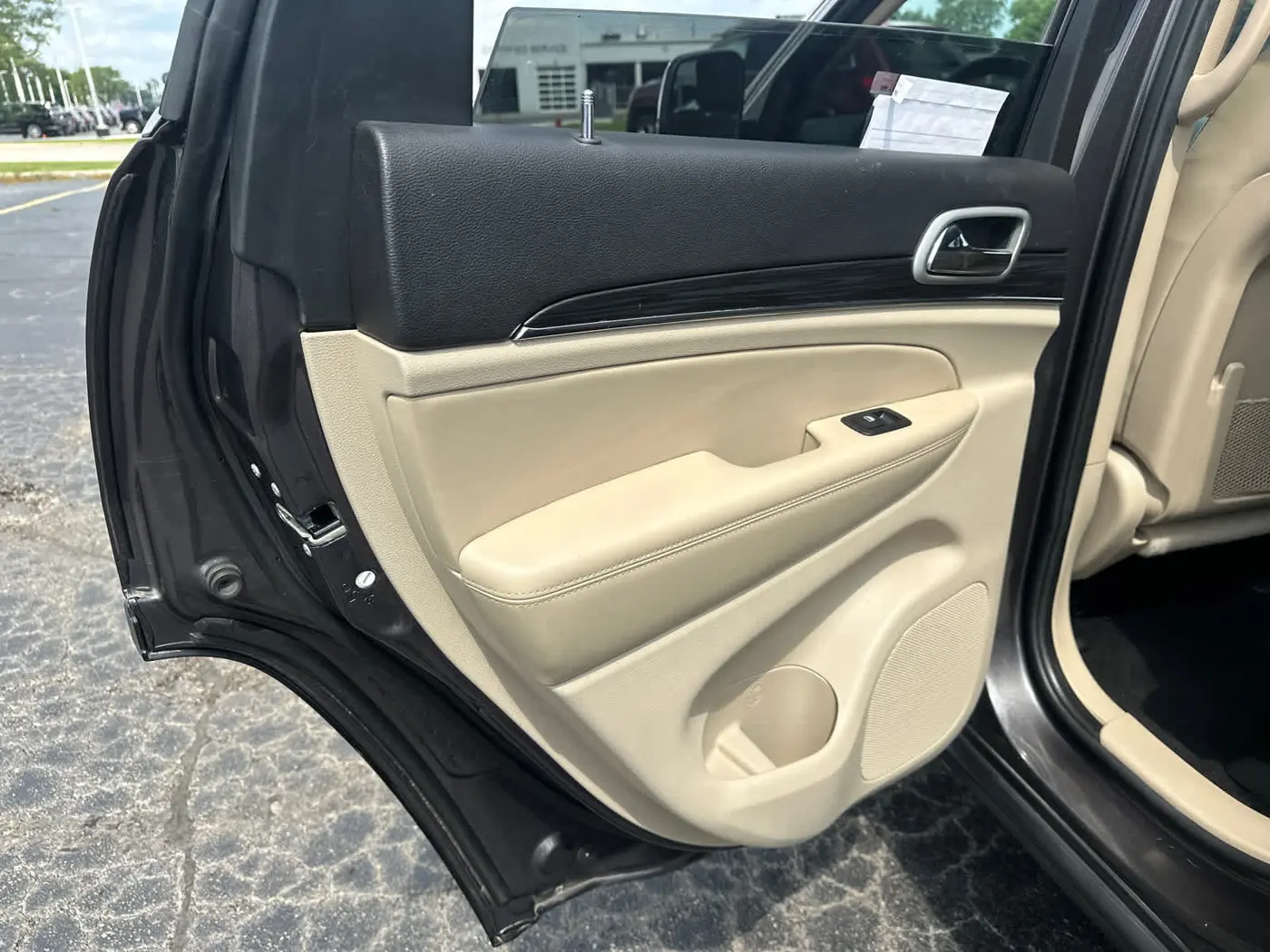 2021 Jeep Cherokee - $17,994