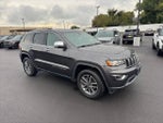 2019 Grand Cherokee Thumbnail 2