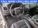 2020 Grand Cherokee Thumbnail 10