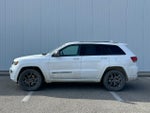 2021 Grand Cherokee Thumbnail 2