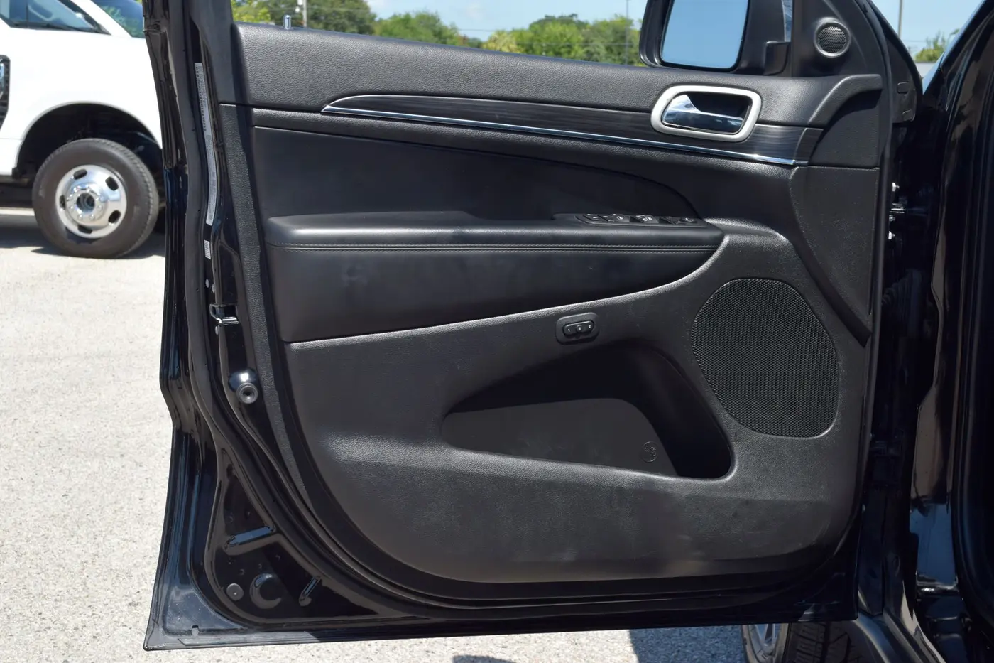 2022 Jeep Cherokee - $21,225