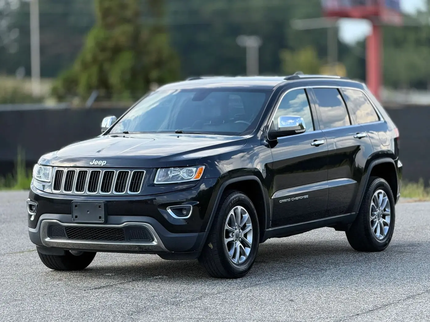 2015 Jeep Cherokee - $7,950