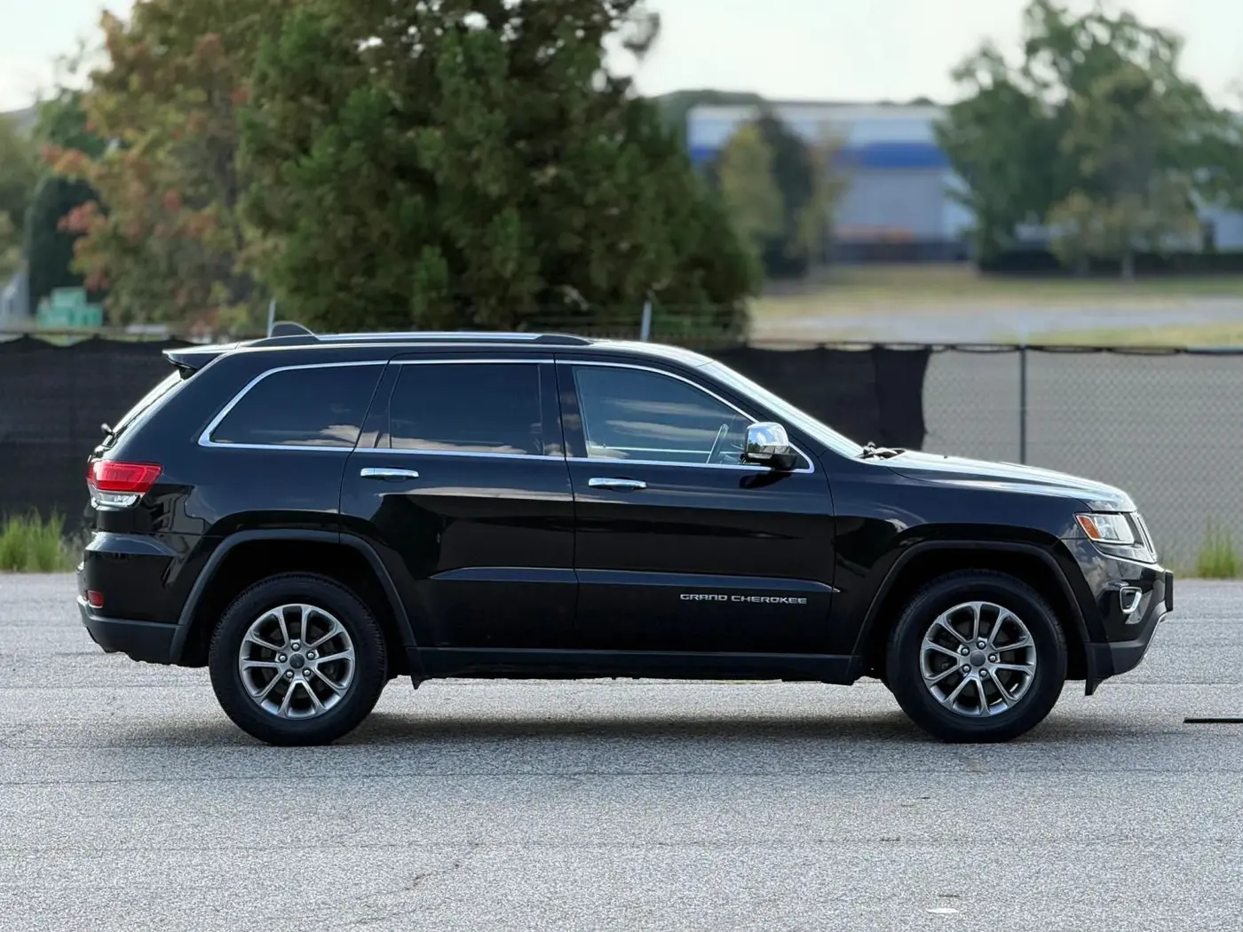 2015 Jeep Cherokee - $7,950