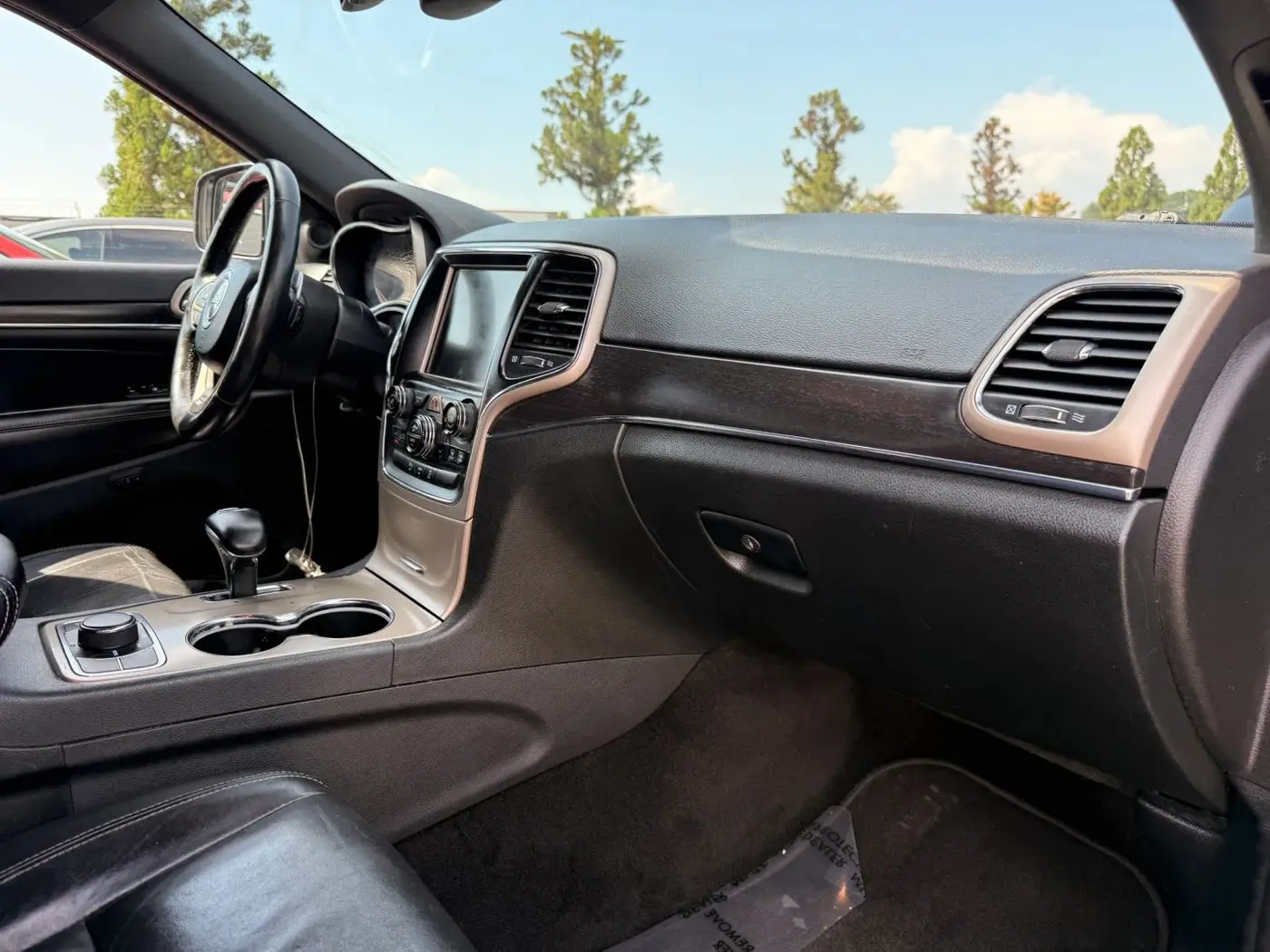 2015 Jeep Cherokee - $7,950