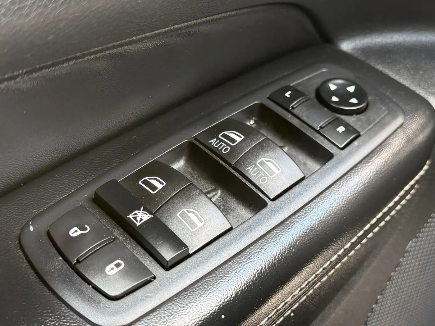 2015 Jeep Cherokee - $7,950