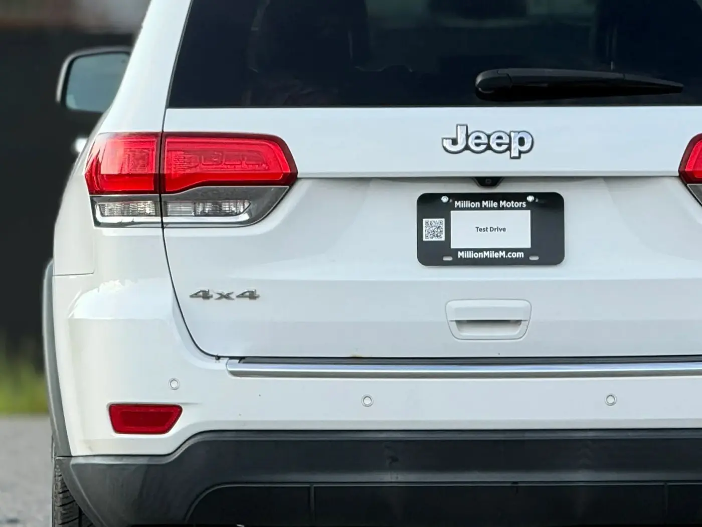 2015 Jeep Cherokee - $11,950