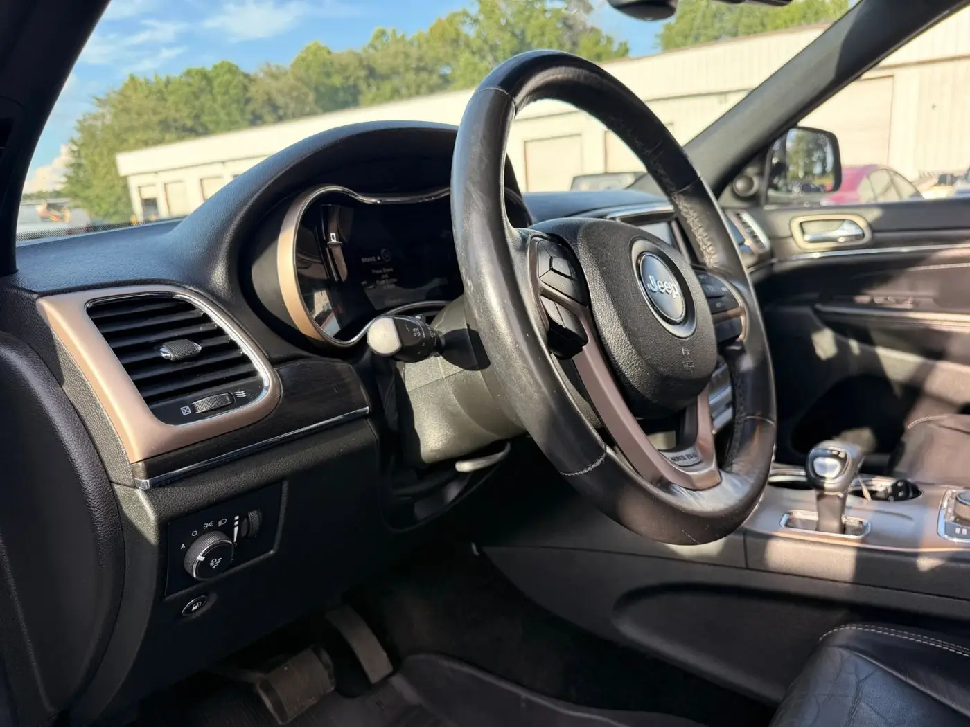 2015 Jeep Cherokee - $11,950