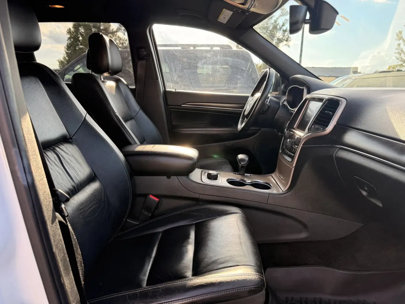 2015 Jeep Cherokee - $11,950