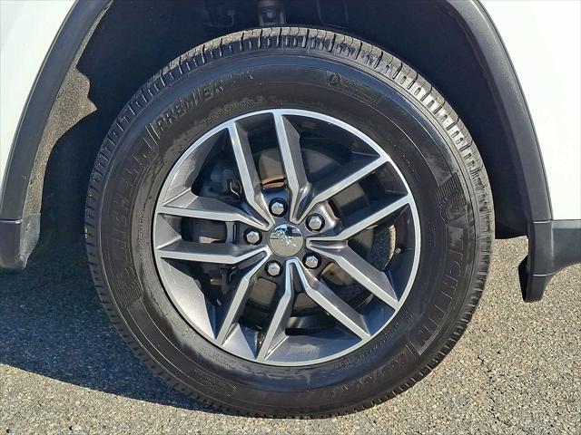 2018 Jeep Cherokee - $16,999