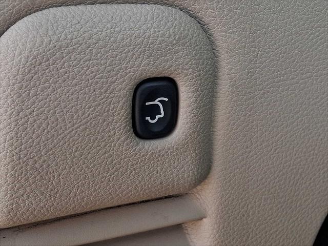 2018 Jeep Cherokee - $16,999
