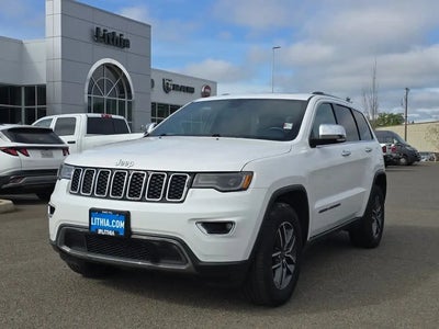 Photo of a 2019 Jeep Grand Cherokee 4X4 Limited 4DR SUV for sale