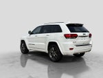 2021 Grand Cherokee Thumbnail 4