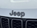 2021 Grand Cherokee Thumbnail 11