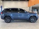 2021 Grand Cherokee Thumbnail 4
