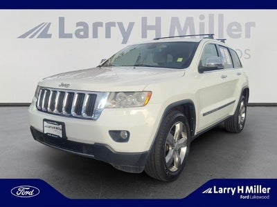 Photo of a 2013 Jeep Grand Cherokee 4X4 Limited 4DR SUV for sale