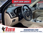 2015 Grand Cherokee Thumbnail 17