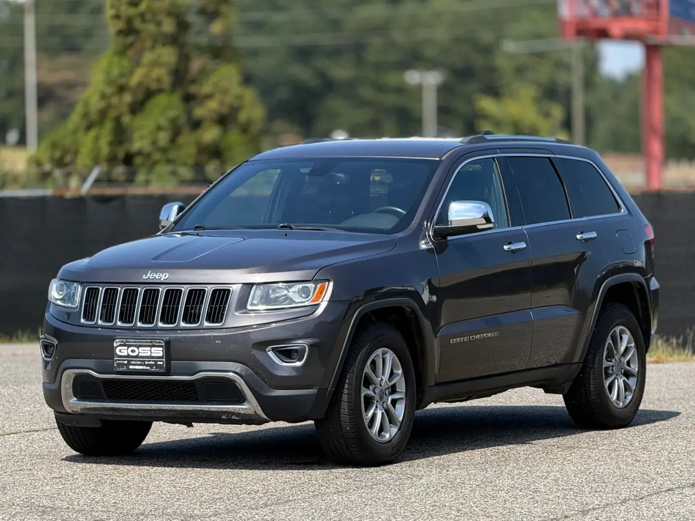 2015 Jeep Cherokee - $8,950