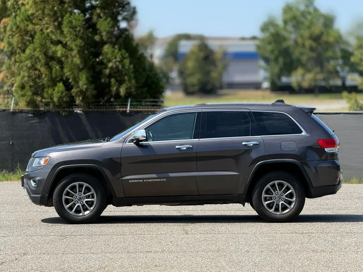2015 Jeep Cherokee - $8,950