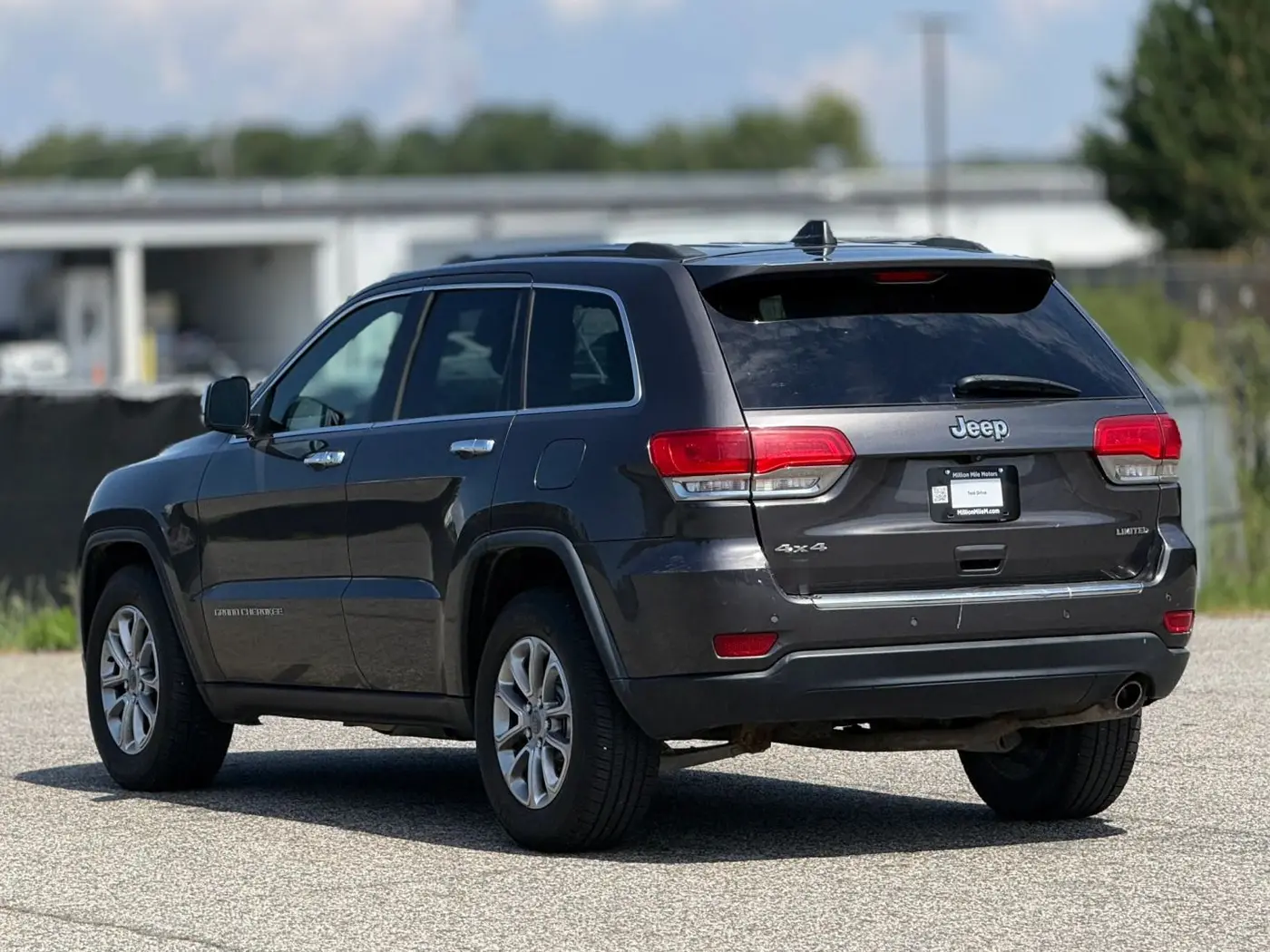 2015 Jeep Cherokee - $8,950
