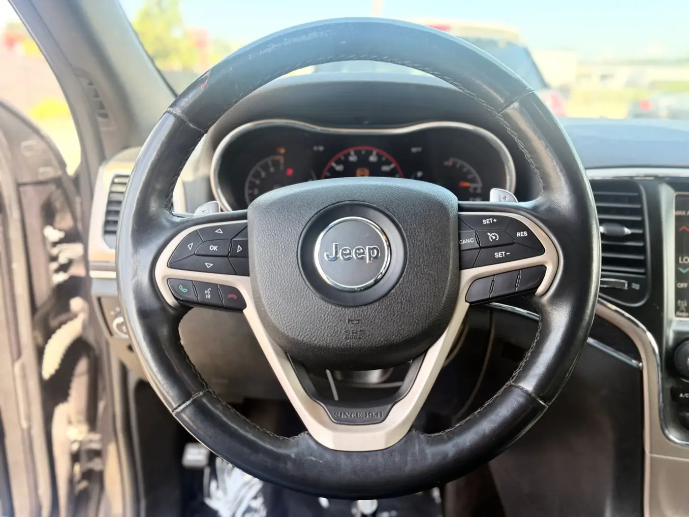 2015 Jeep Cherokee - $8,950