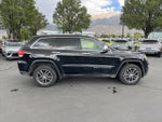 2017 Grand Cherokee Thumbnail 12