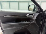 2020 Grand Cherokee Thumbnail 16