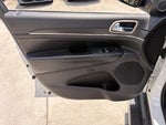 2016 Grand Cherokee Thumbnail 18