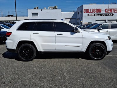 2018 Jeep Grand Cherokee 4X4 Sterling Edition 4DR SUV
