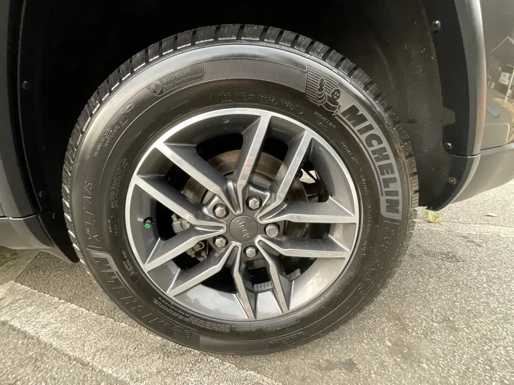 2019 Jeep Cherokee - $18,985