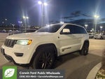 2016 Grand Cherokee Thumbnail 3