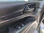 2019 Grand Cherokee Thumbnail 14