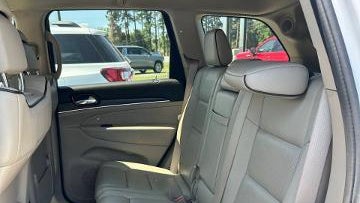 2020 Jeep Grand Cherokee Overland