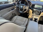 2020 Grand Cherokee Thumbnail 15