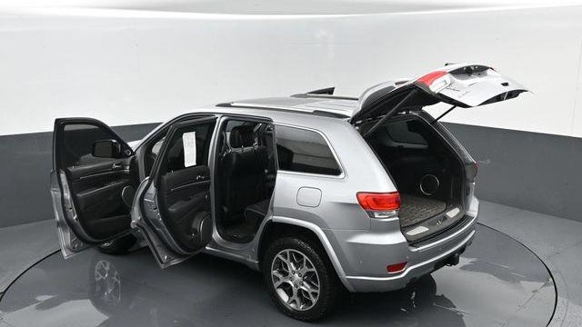2020 Jeep Grand Cherokee Overland