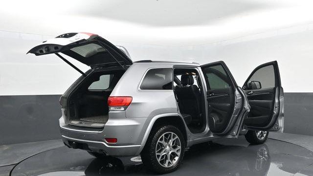 2020 Jeep Grand Cherokee Overland