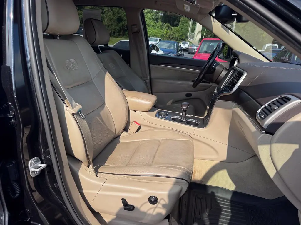2014 Jeep Cherokee - $7,599