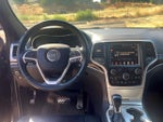 2016 Grand Cherokee Thumbnail 11
