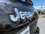 2017 Grand Cherokee Thumbnail 25