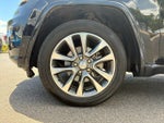 2017 Grand Cherokee Thumbnail 27