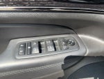 2020 Grand Cherokee Thumbnail 15