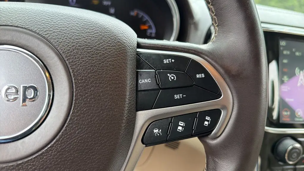 2020 Jeep Grand Cherokee Overland