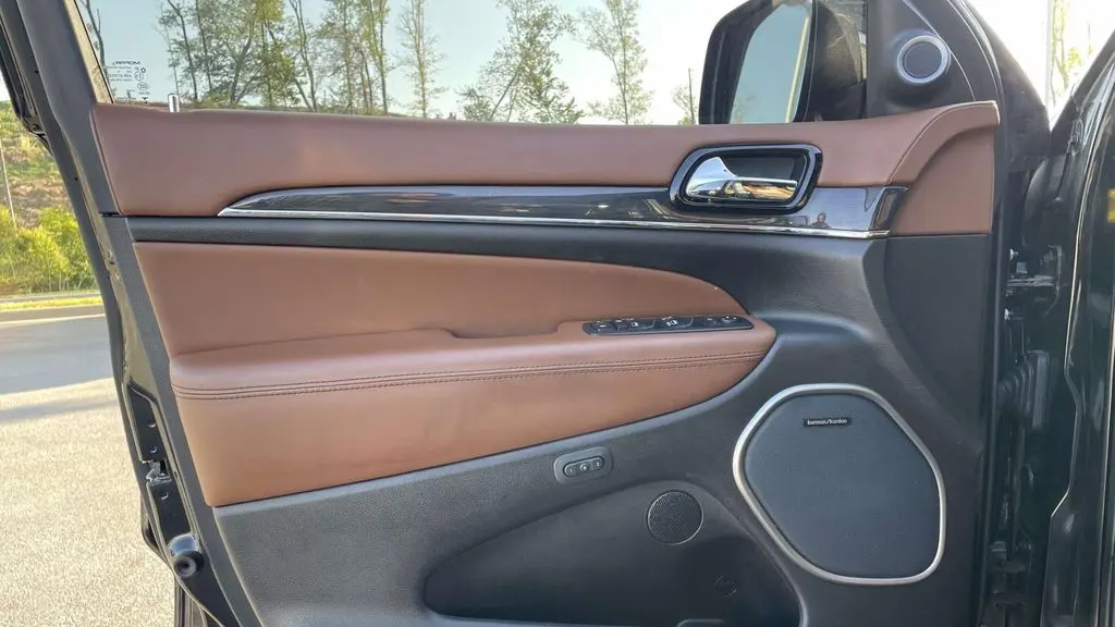 2020 Jeep Grand Cherokee Overland