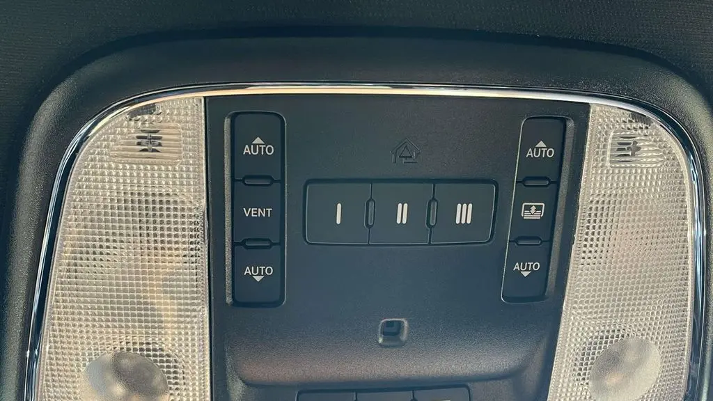 2020 Jeep Grand Cherokee Overland
