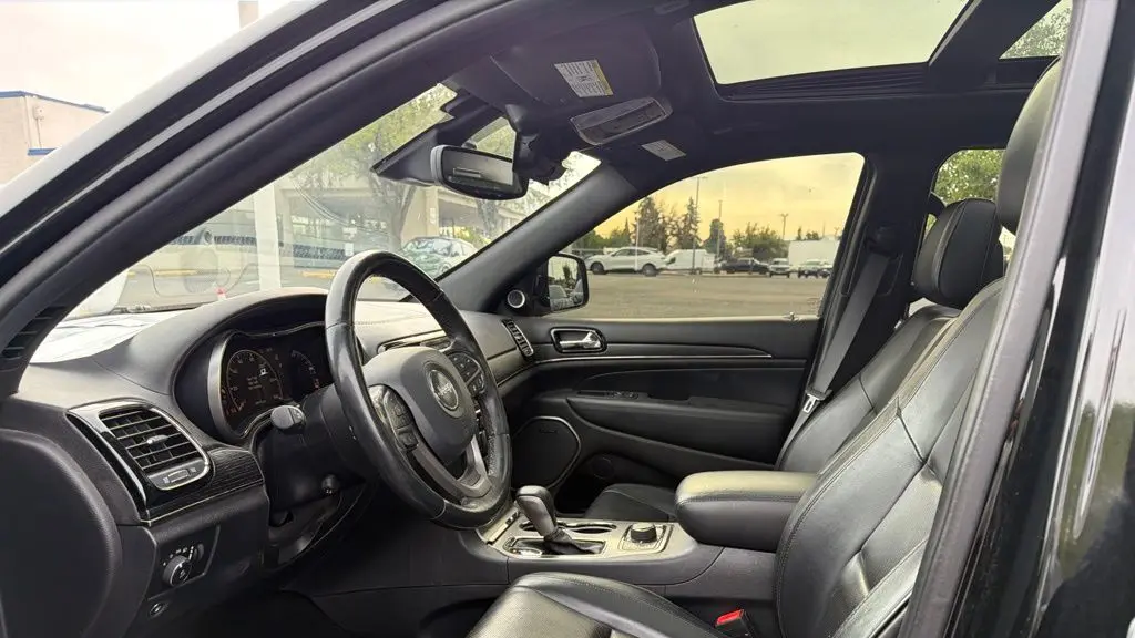 2020 Jeep Grand Cherokee Overland