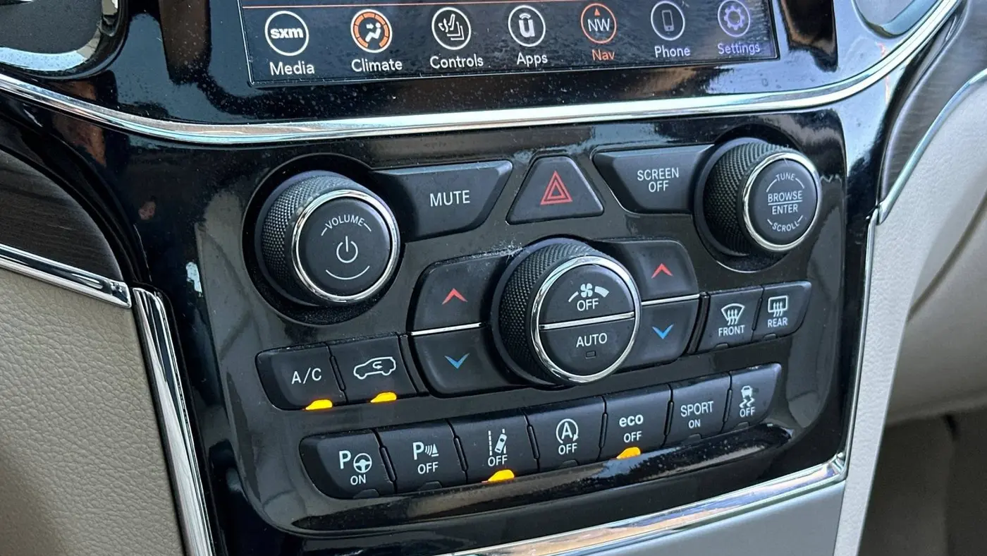 2020 Jeep Grand Cherokee Overland