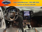 2020 Grand Cherokee Thumbnail 13