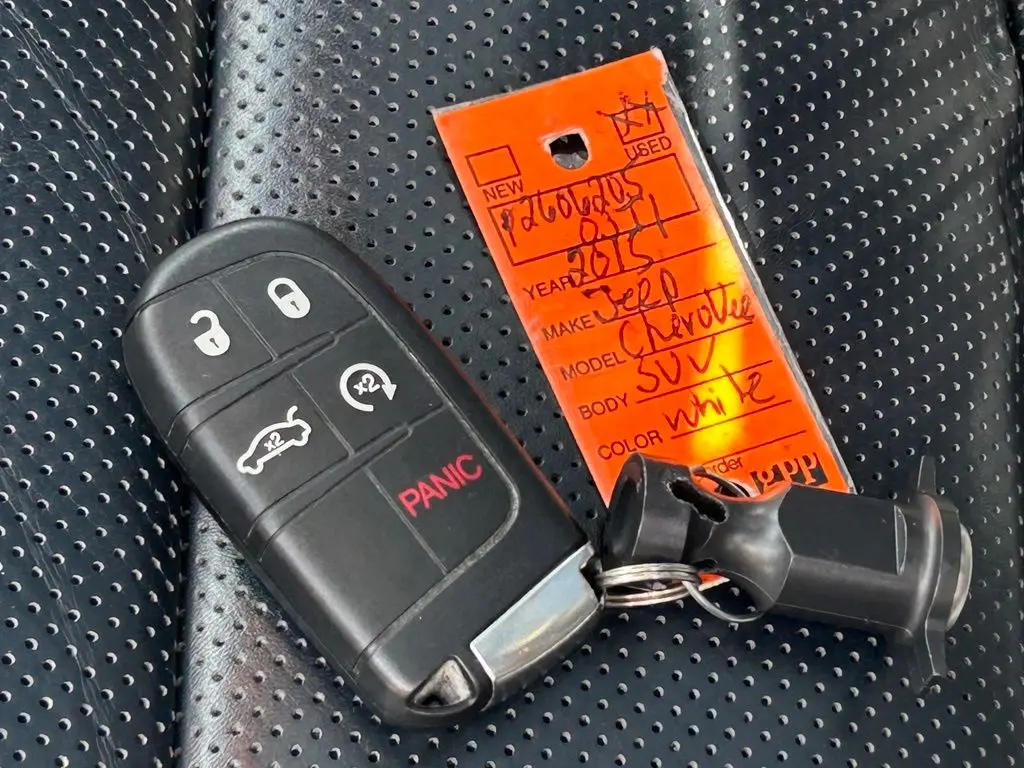 2015 Jeep Cherokee - $15,750