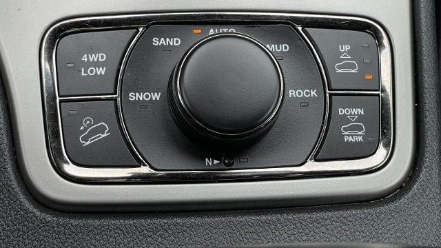 2020 Jeep Grand Cherokee Overland
